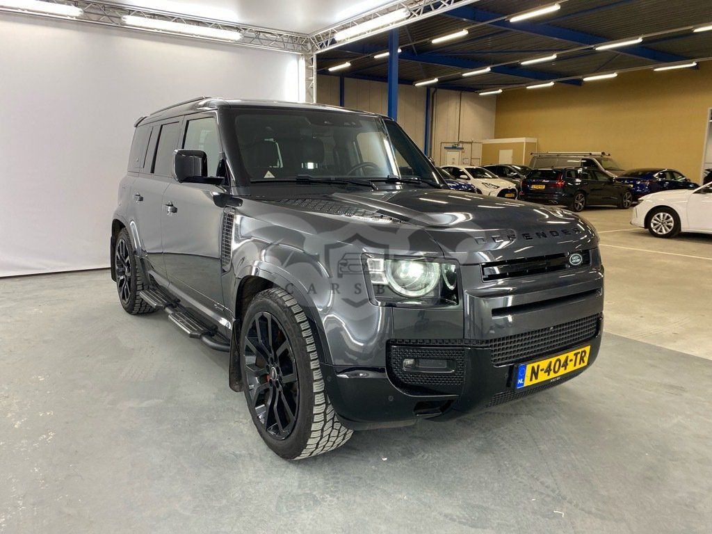 Land Rover Defender 110 D300 X-Dynamic HSE 2021