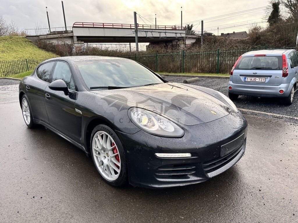 Porsche Panamera 3.0d 2013