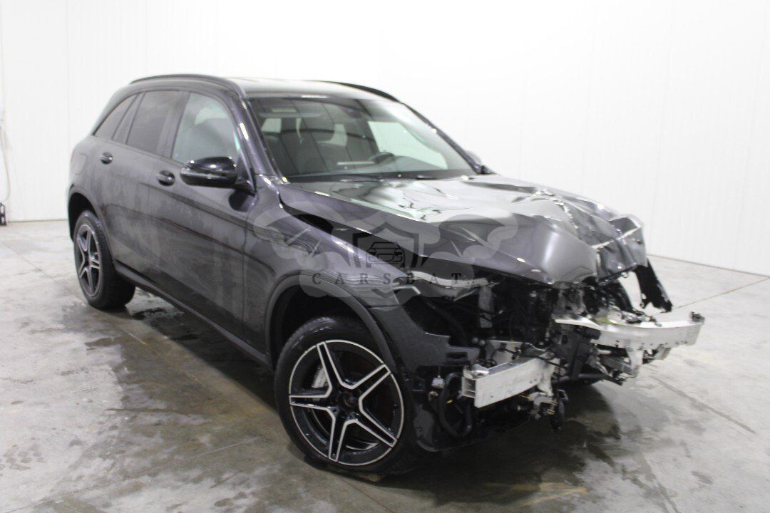 Mercedes-Benz GLC 300de AMG Line 2023