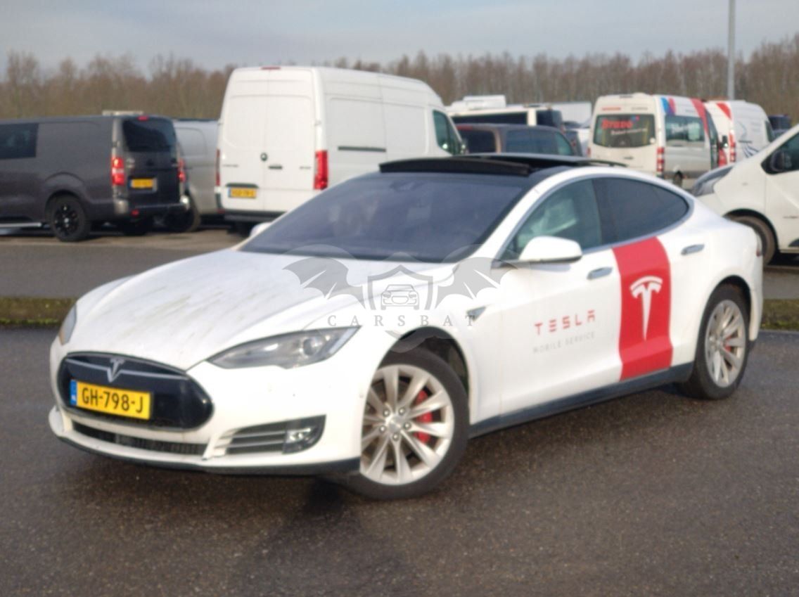 Tesla Model S 85 85 kWh 2015