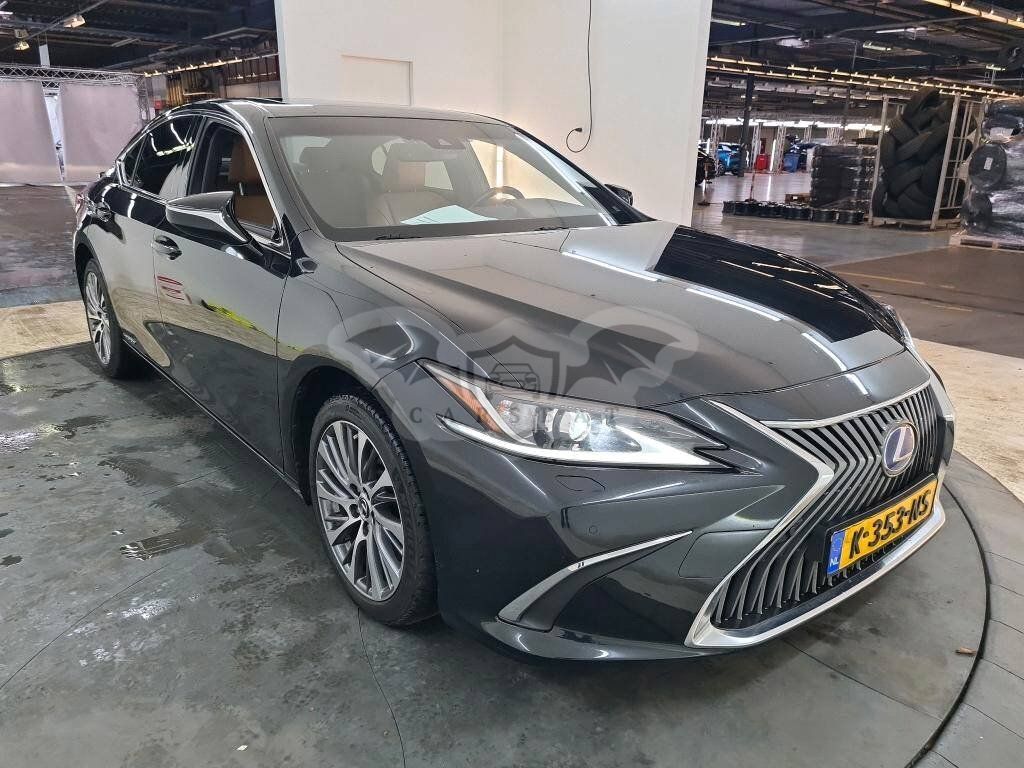 Lexus ES 300h Business 2021