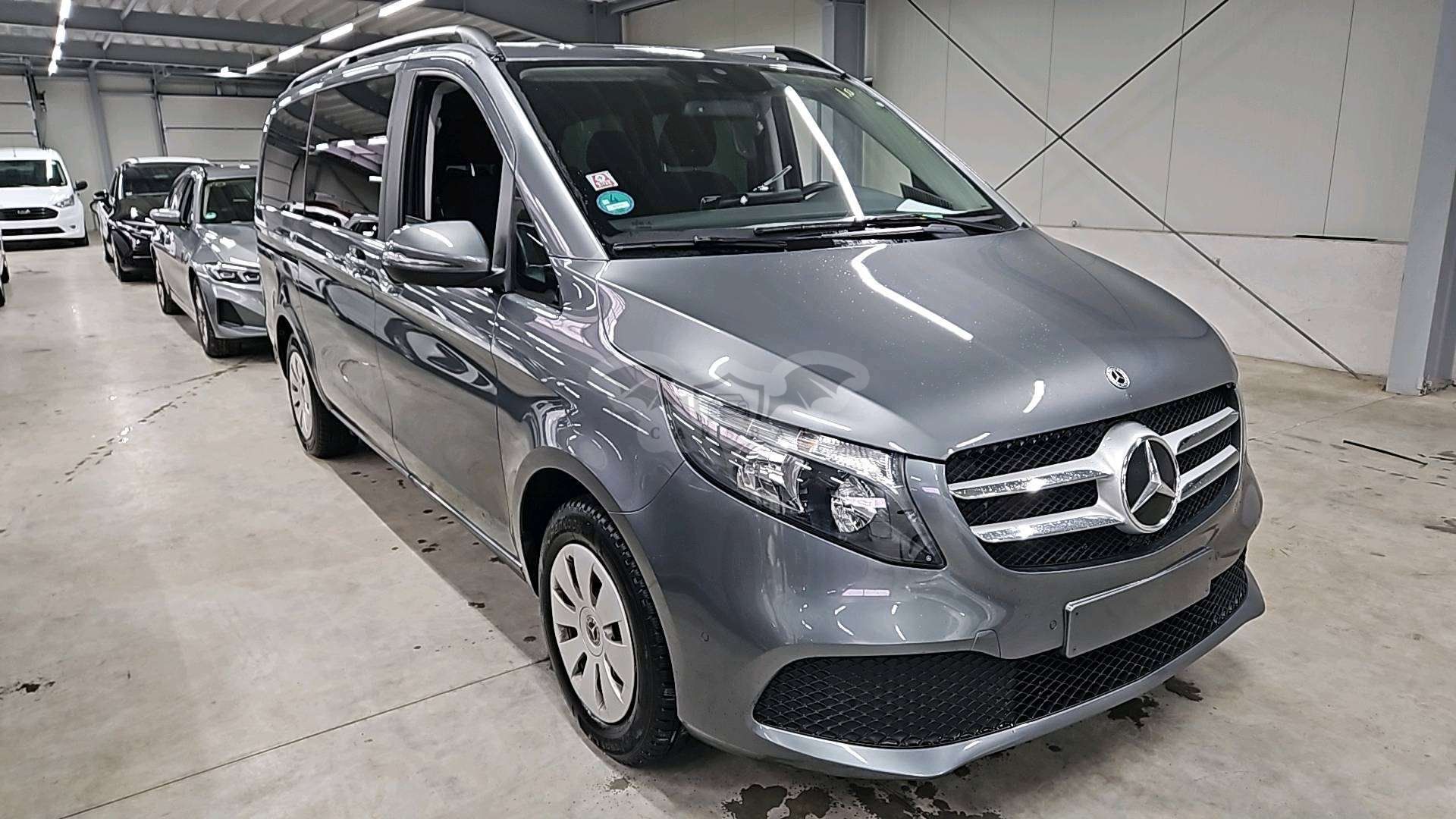 Mercedes-Benz V 220 Rise 2021