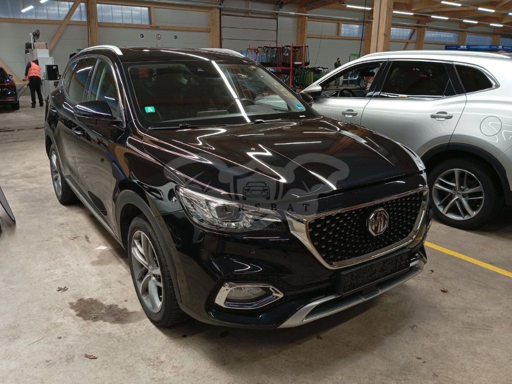 MG EHS Luxury 2022