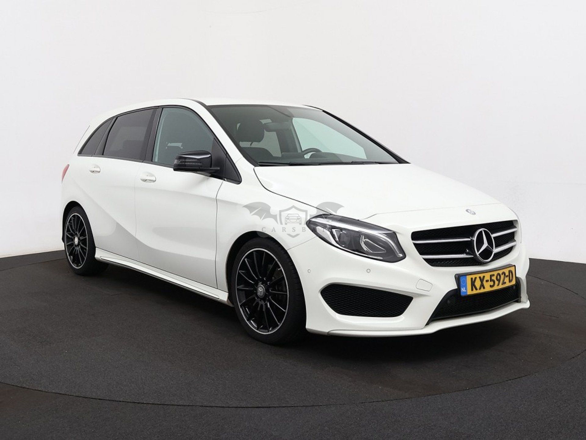 Mercedes-Benz B 180 Night Edition 2016