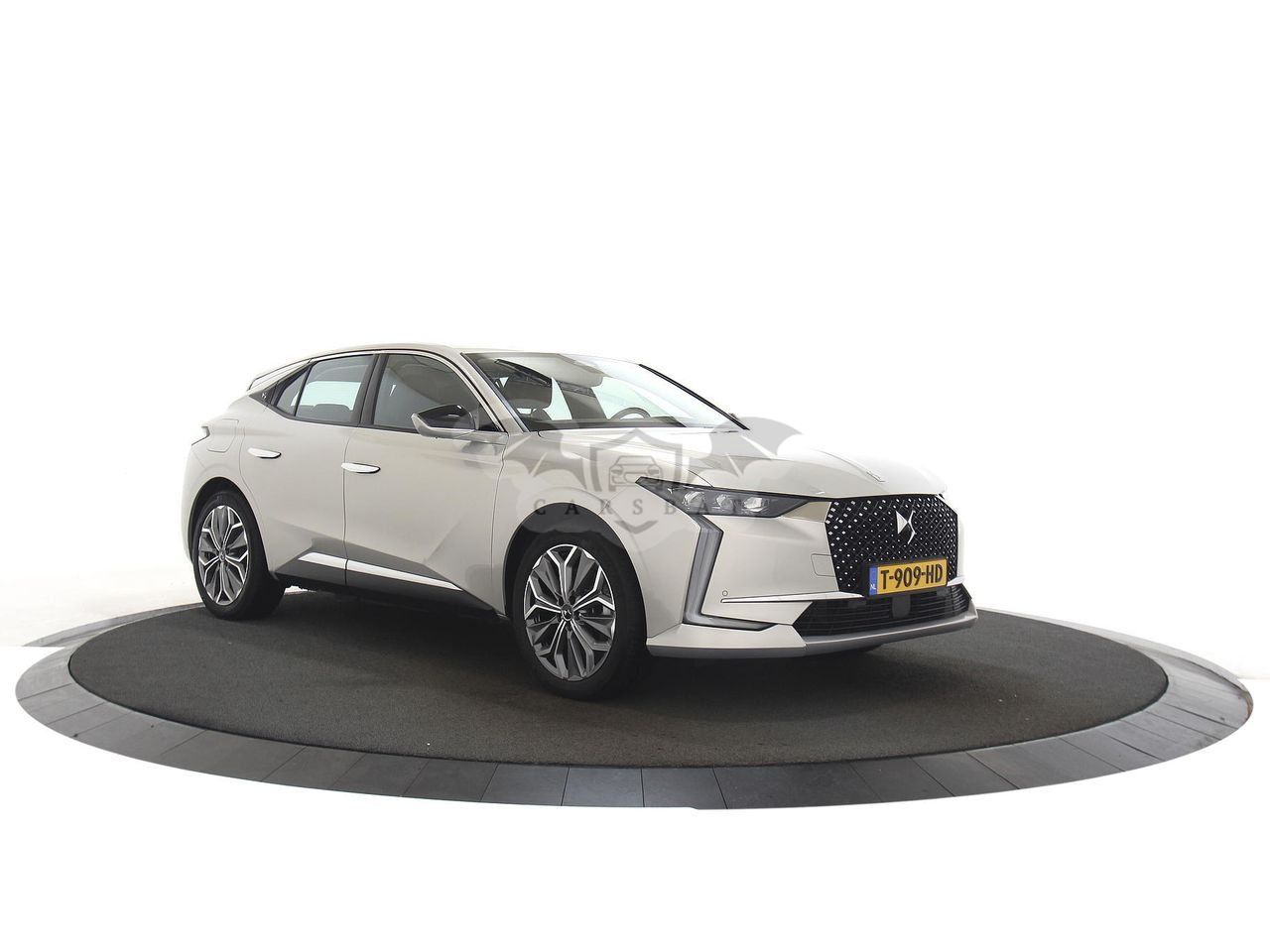 DS DS4 2023