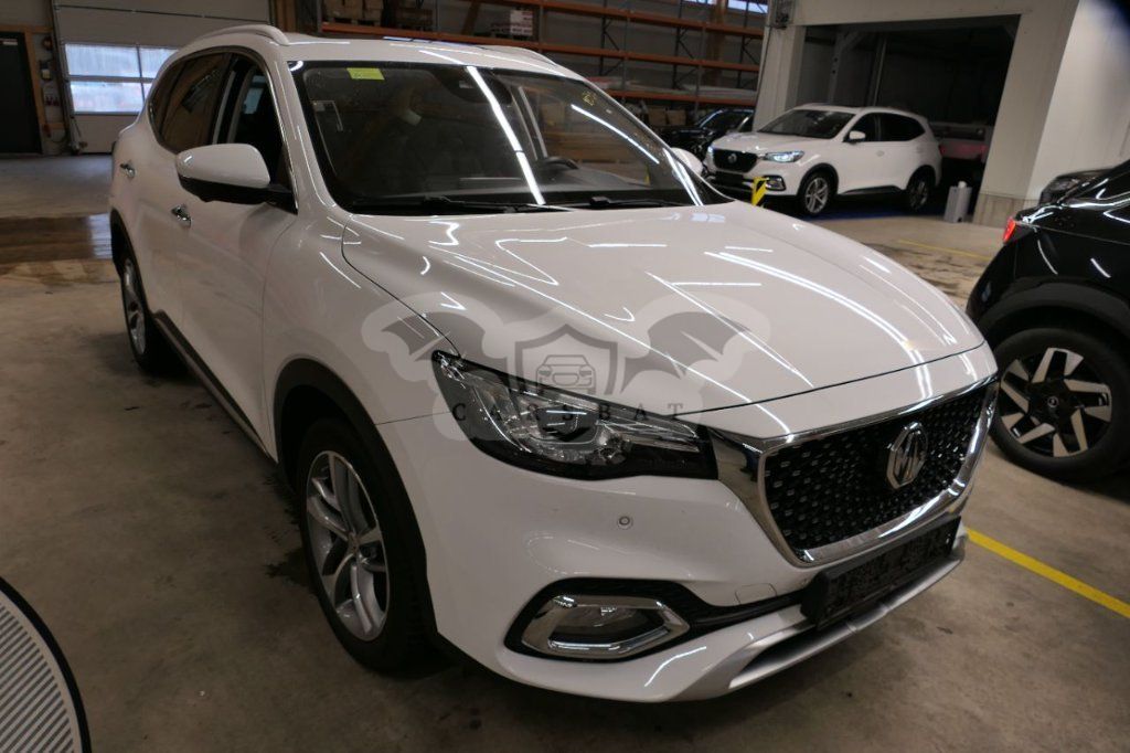 MG EHS Luxury 2022