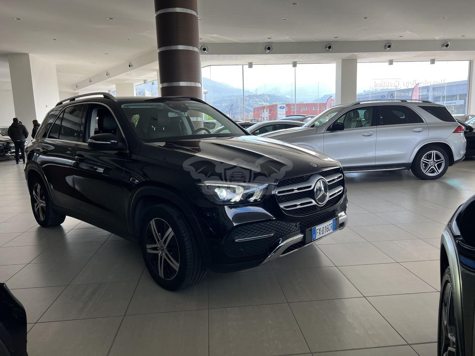 Mercedes-Benz GLE 300d Premium 2019