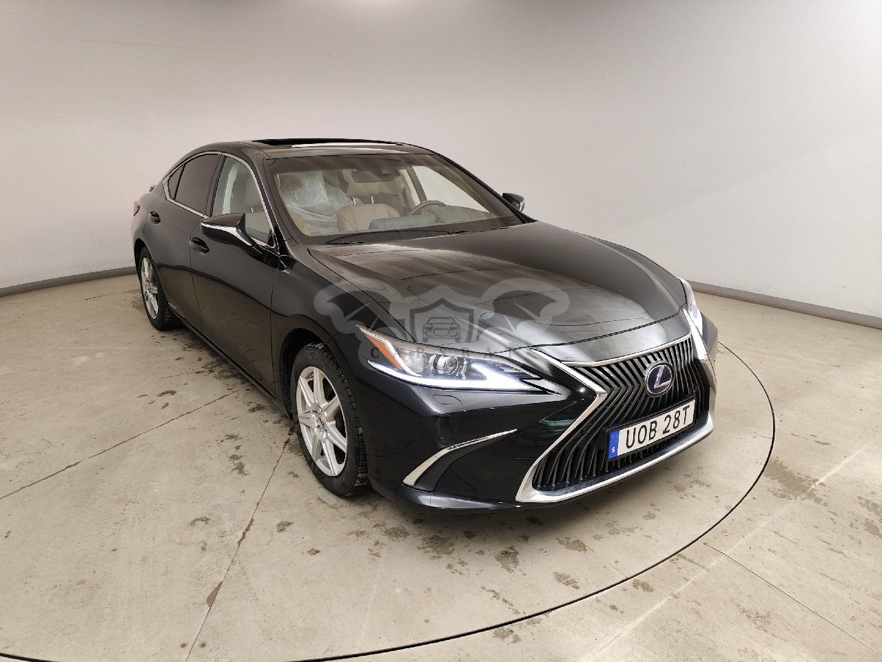 Lexus ES 300h Comfort 2021