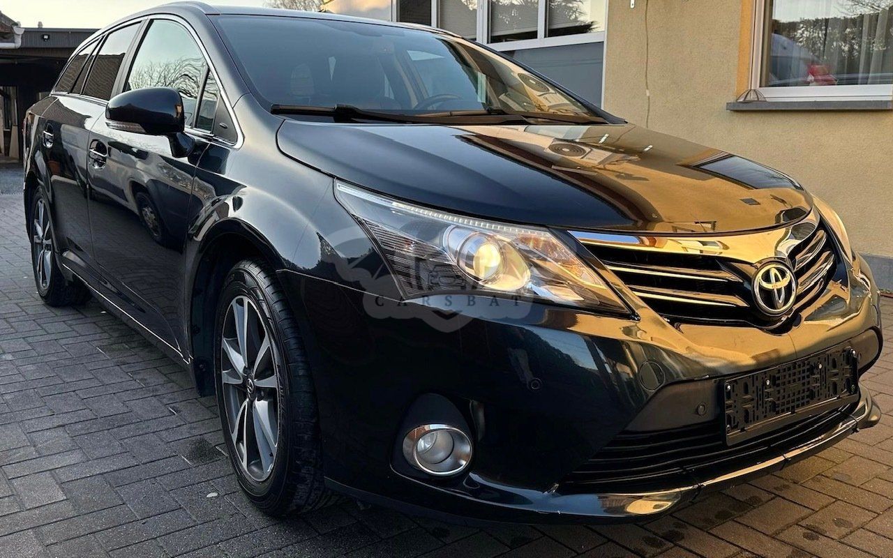 Toyota Avensis 2.0 D-4D 2012