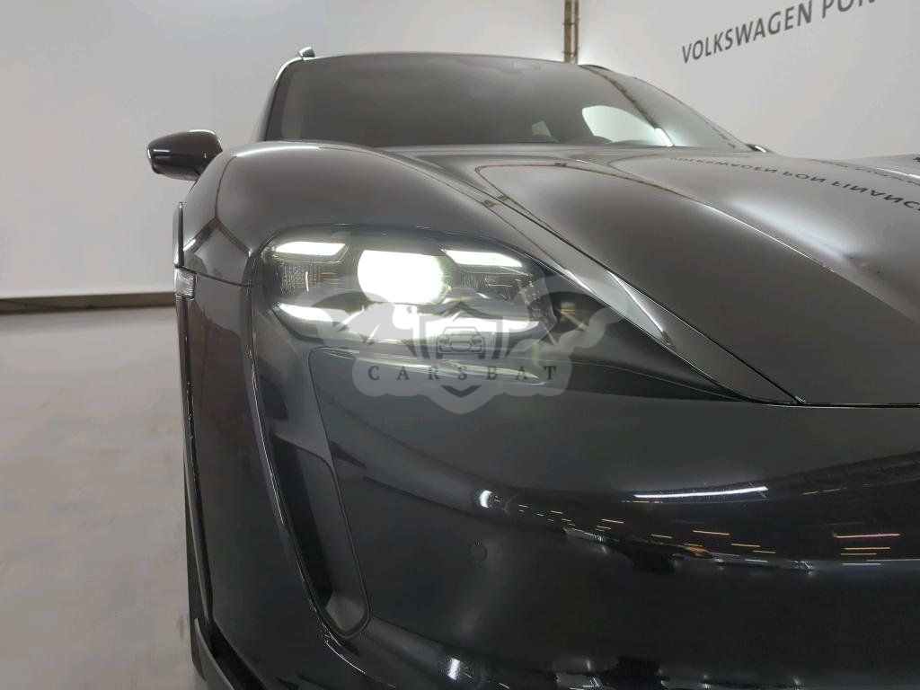 Porsche Taycan Turbo S 93 kWh 2023