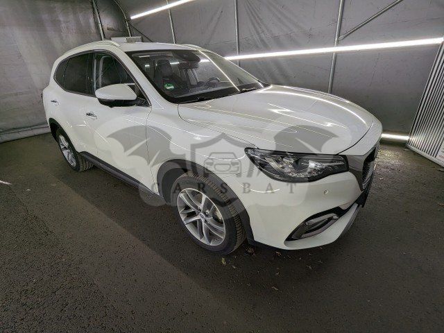 MG EHS Luxury 2022