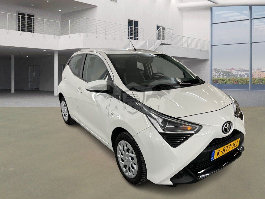 Toyota Aygo 1.0 VVT-i X-Play 2021