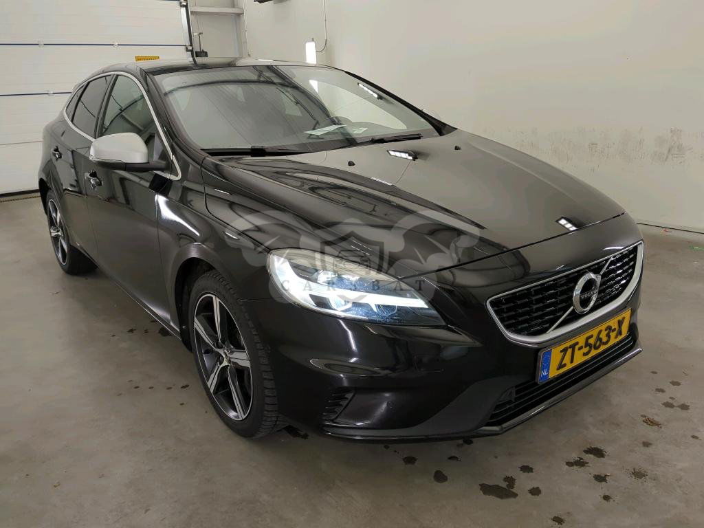 Volvo V40 T3 R-design 2019