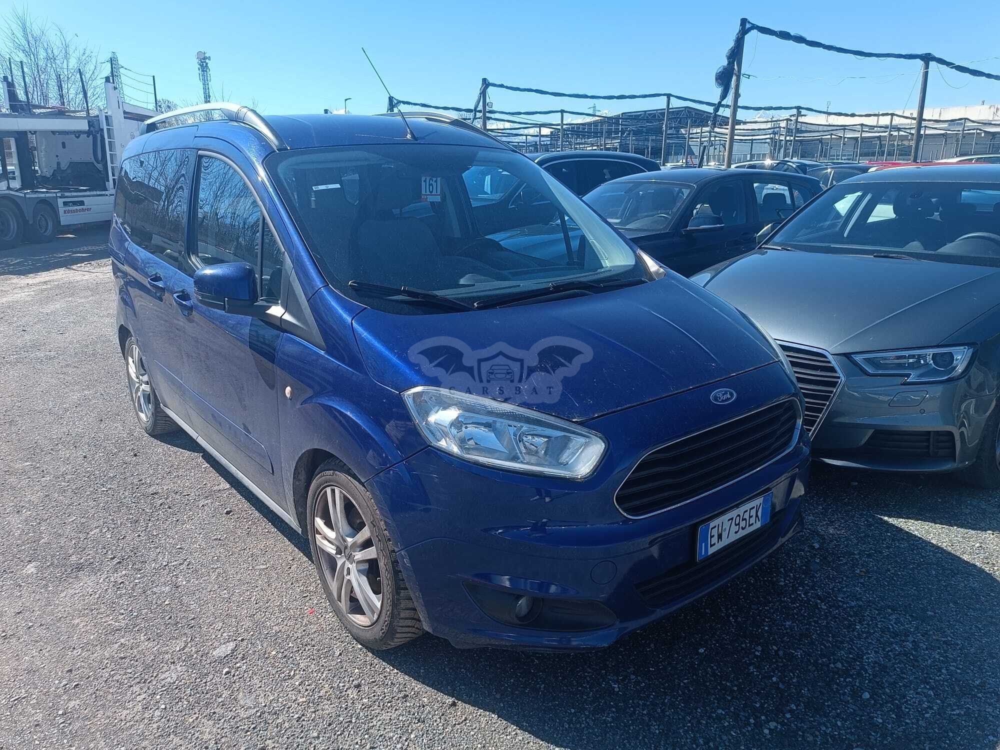 Ford Tourneo Courier 1.6 TDCI Titanium 2014