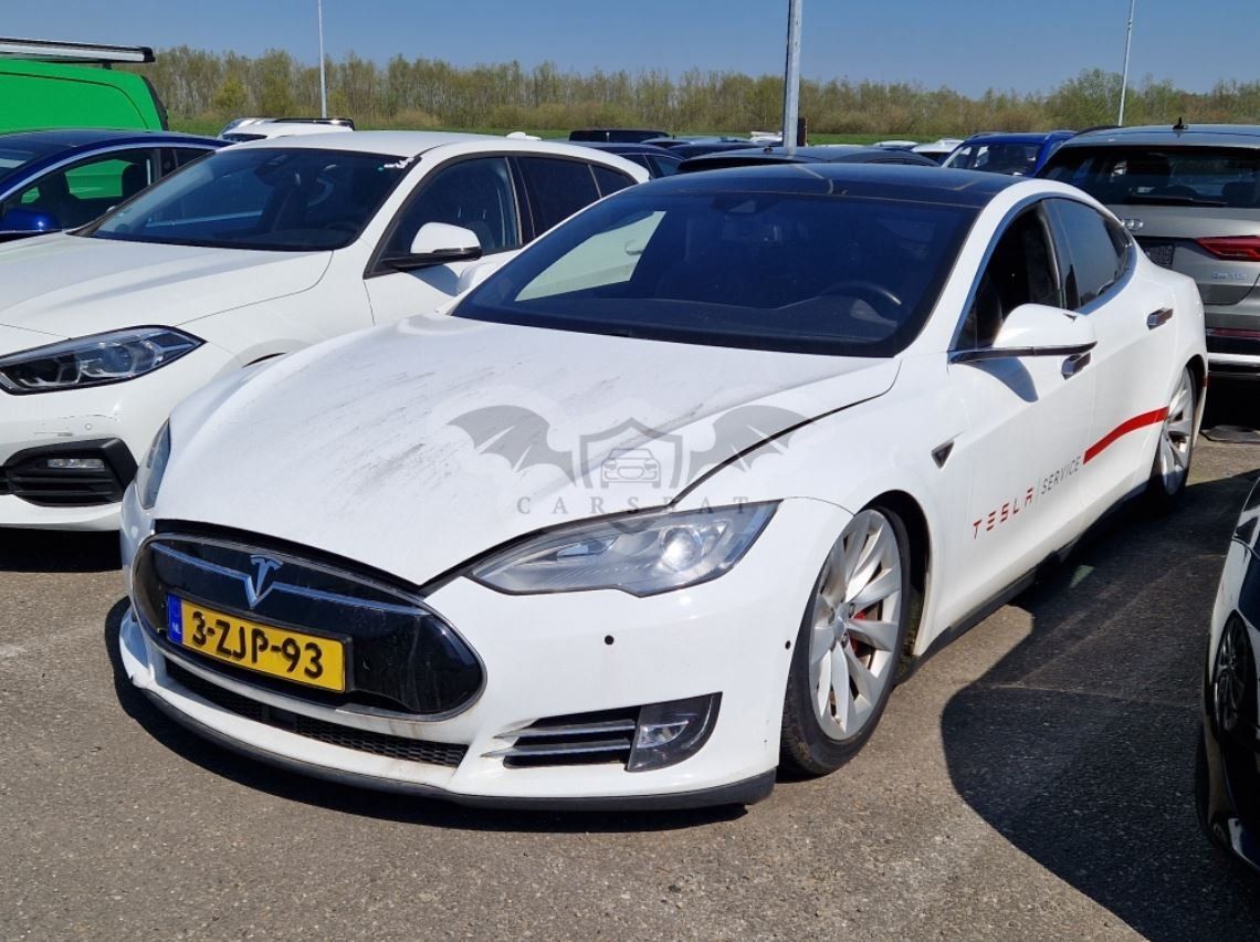 Tesla Model S 85 85 kWh 2015