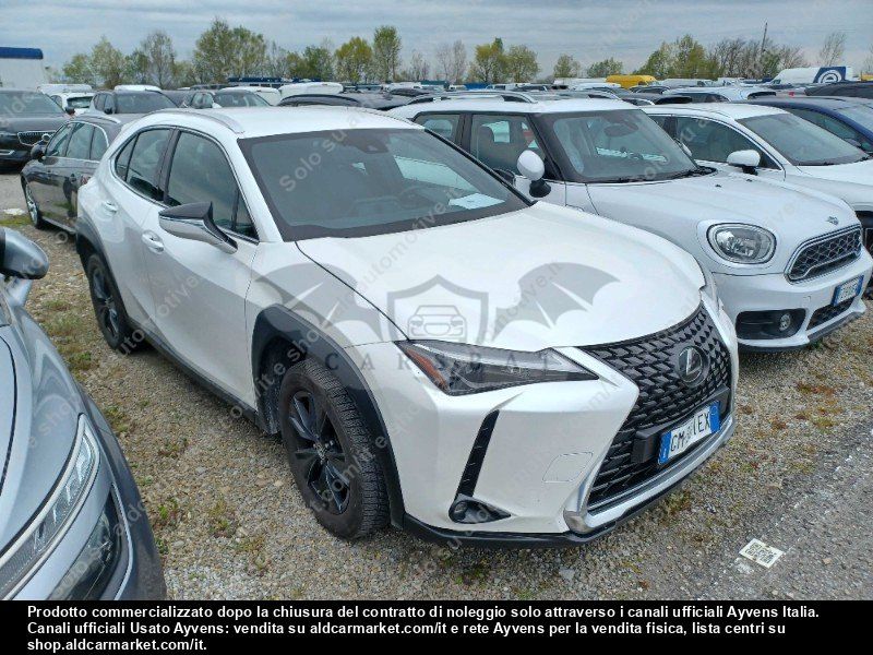 Lexus UX Business 2022