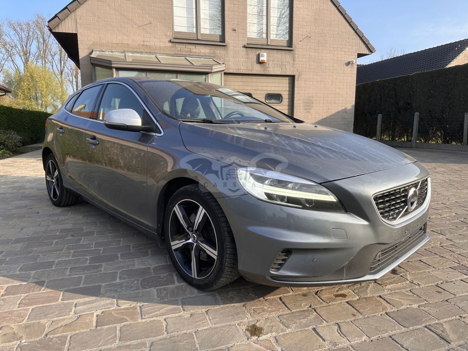 Volvo V40 T2 R-design 2019