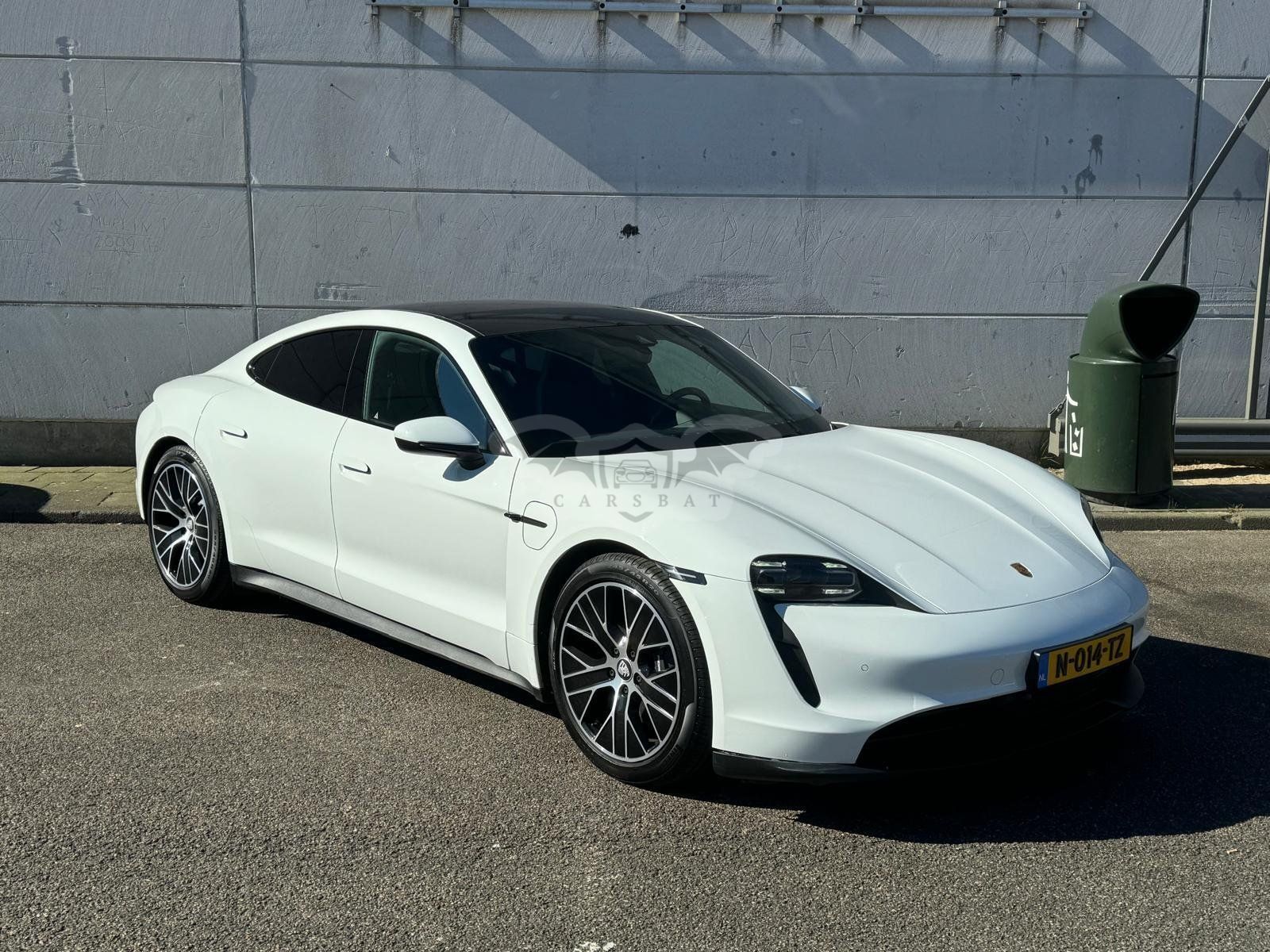 Porsche Taycan 79 kWh 2021