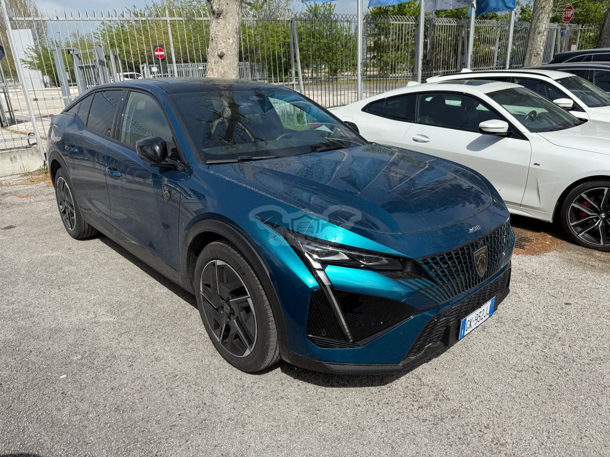 Peugeot 408 1.2i GT 2023