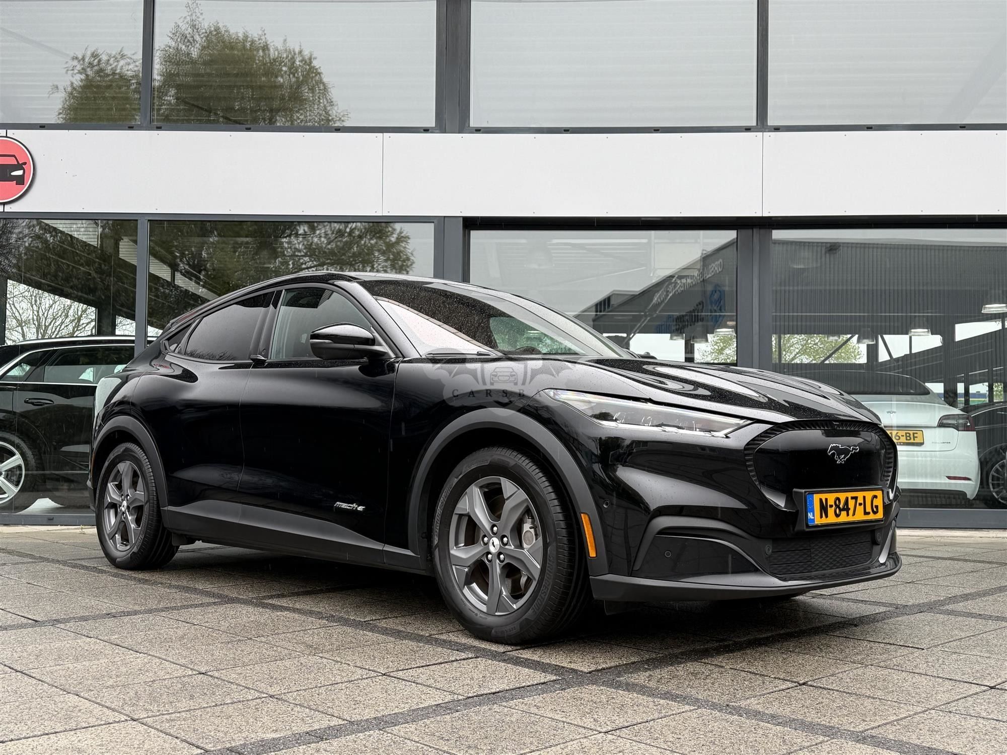 Ford Mustang Mach-E 76 kWh 2021