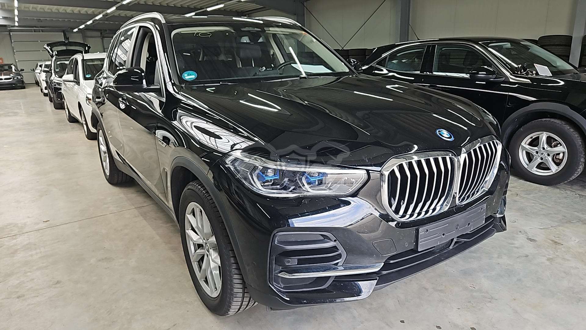 BMW X5 45e 2021