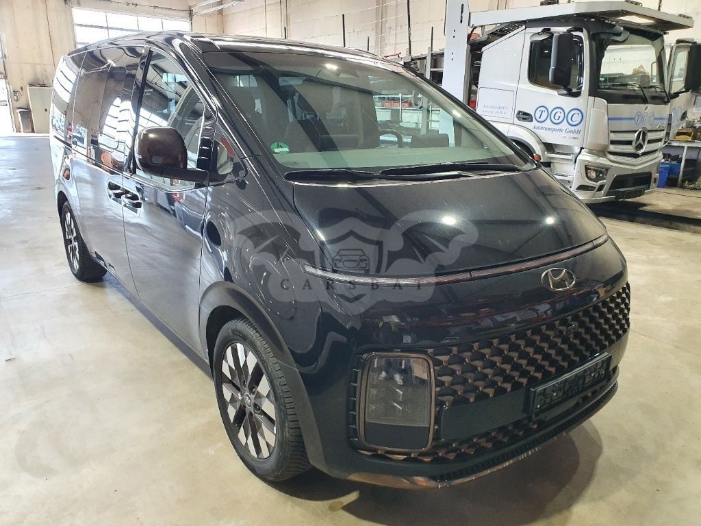 Hyundai Staria Signature 2022