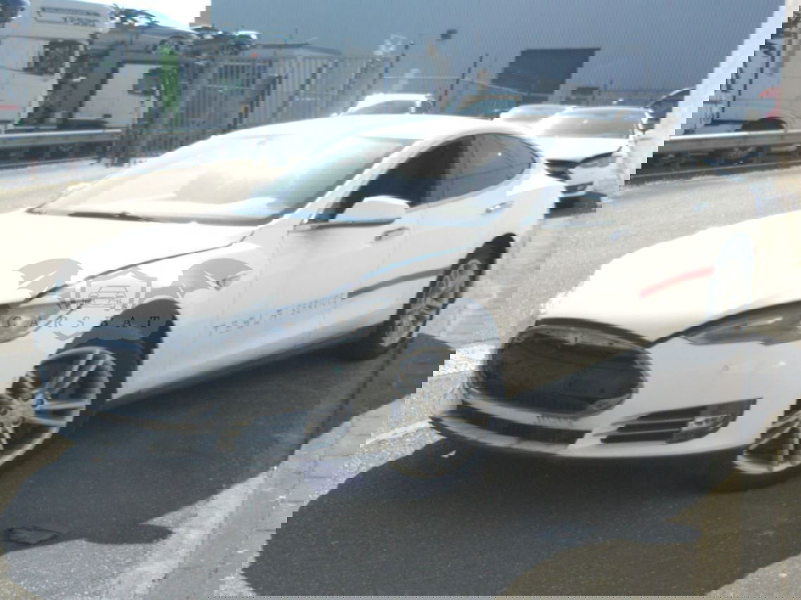 Tesla Model S 90D 90 kWh 2015