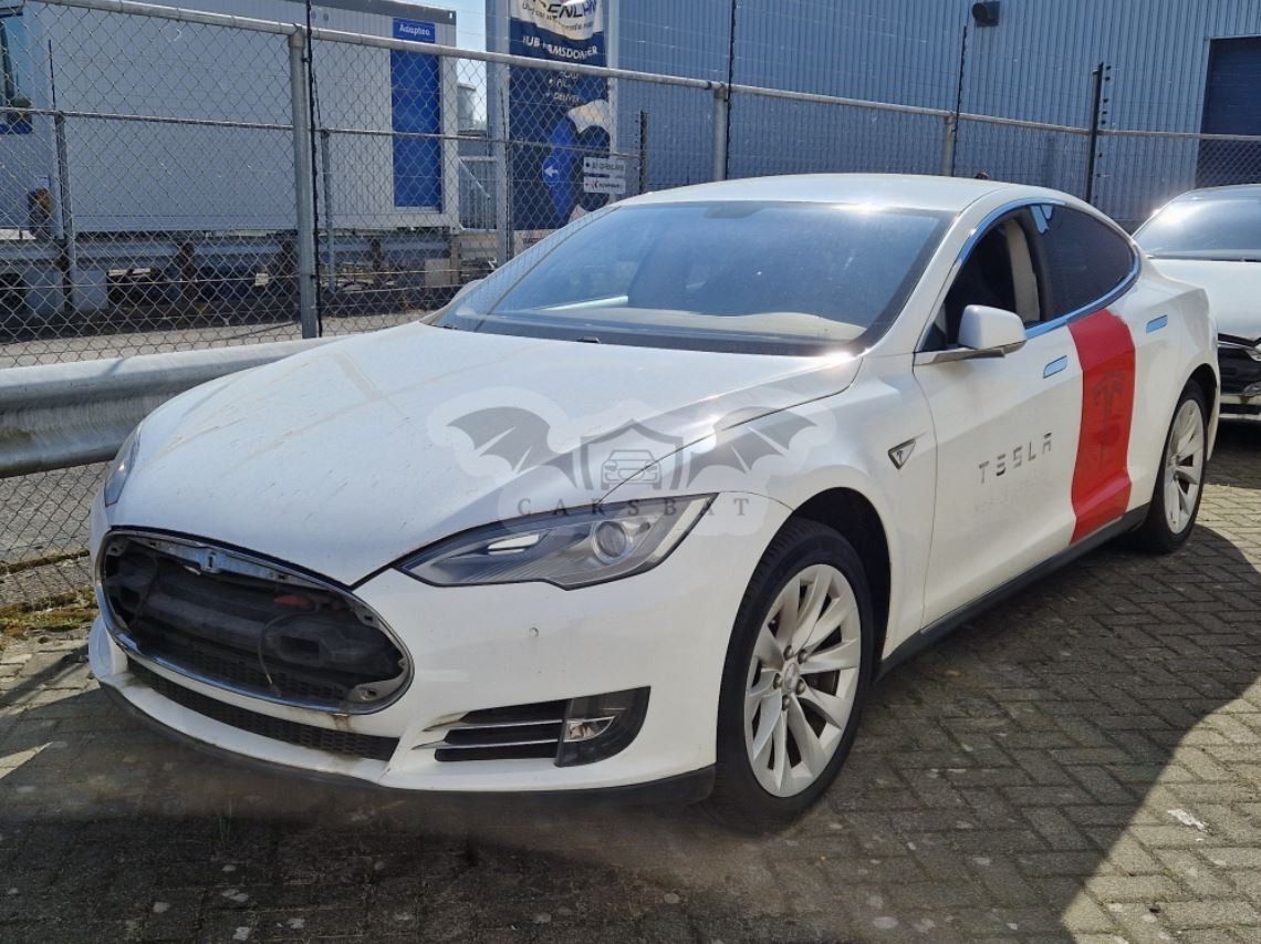 Tesla Model S 85 85 kWh 2014