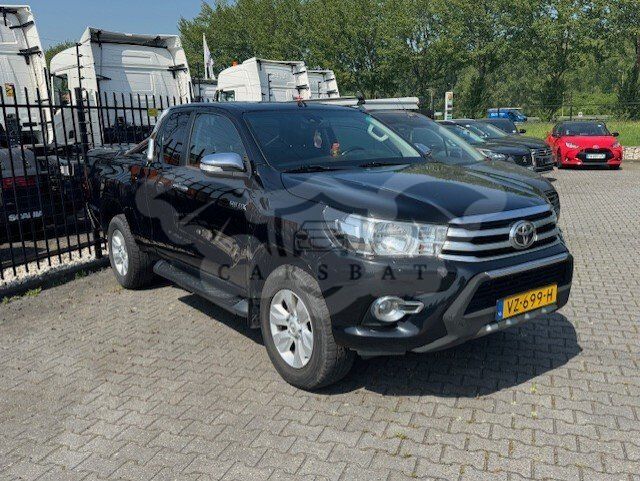 Toyota Hilux 2.4 D-4D 2016