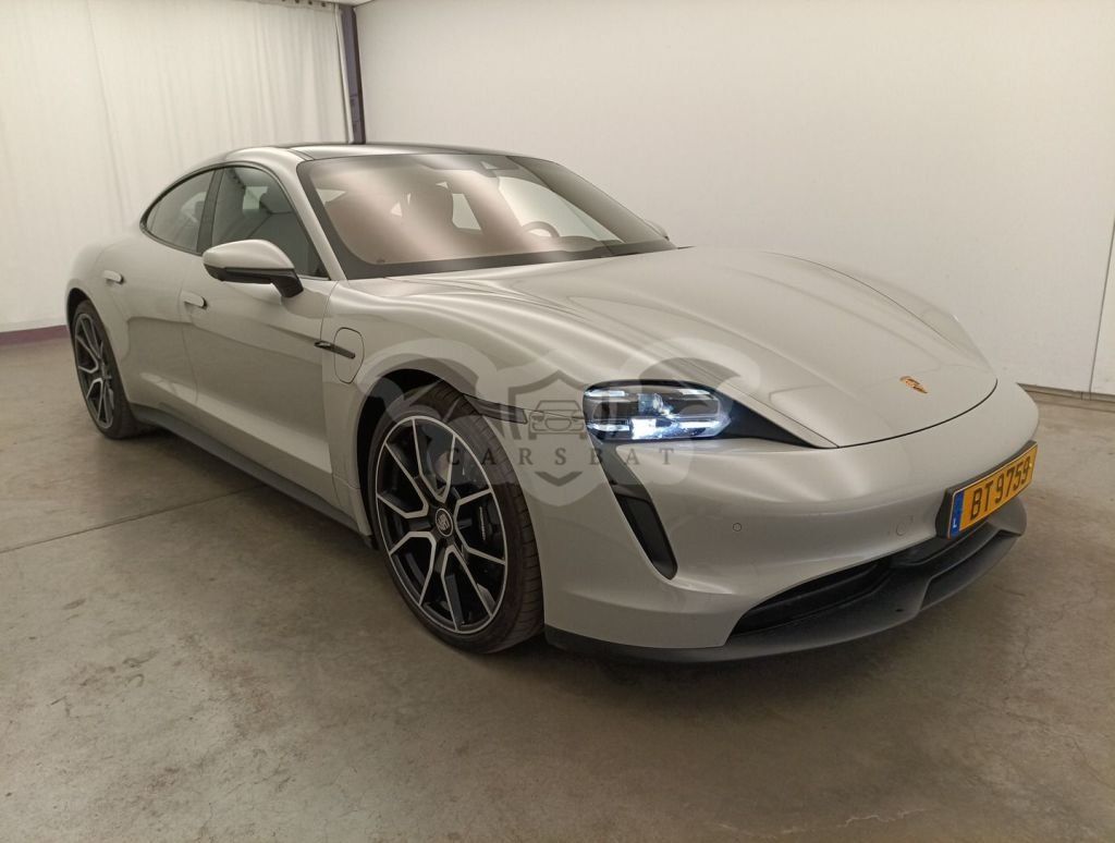 Porsche Taycan 79 kWh 2023