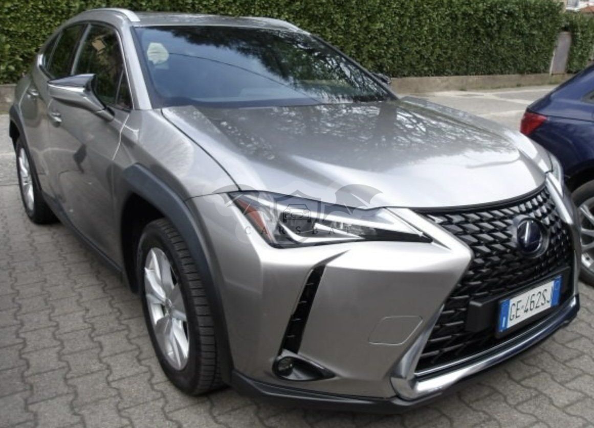 Lexus UX 250h Business 2021