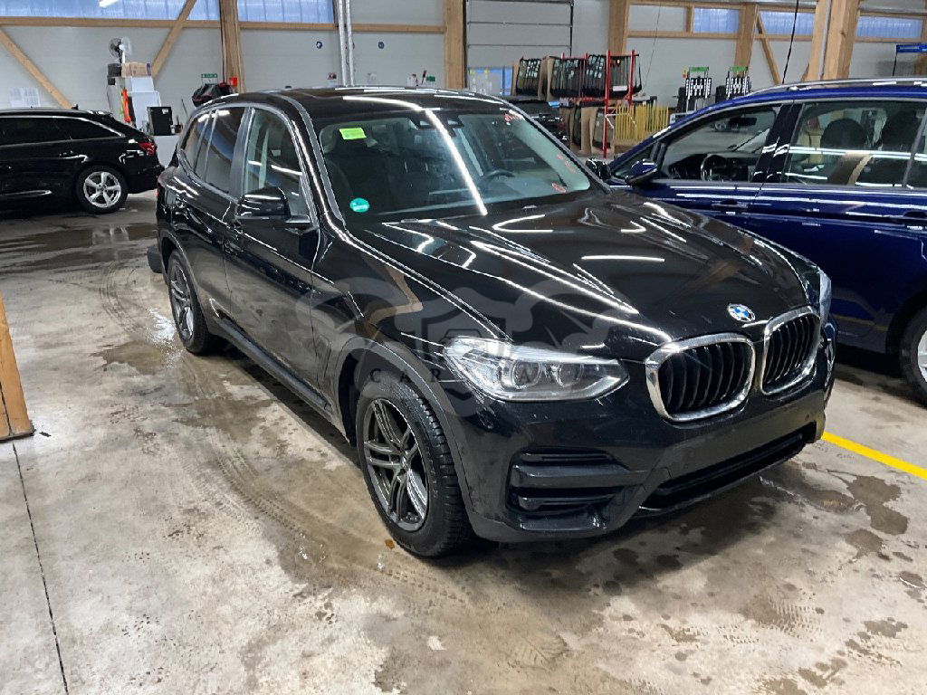 BMW X3 30e Advantage 2021