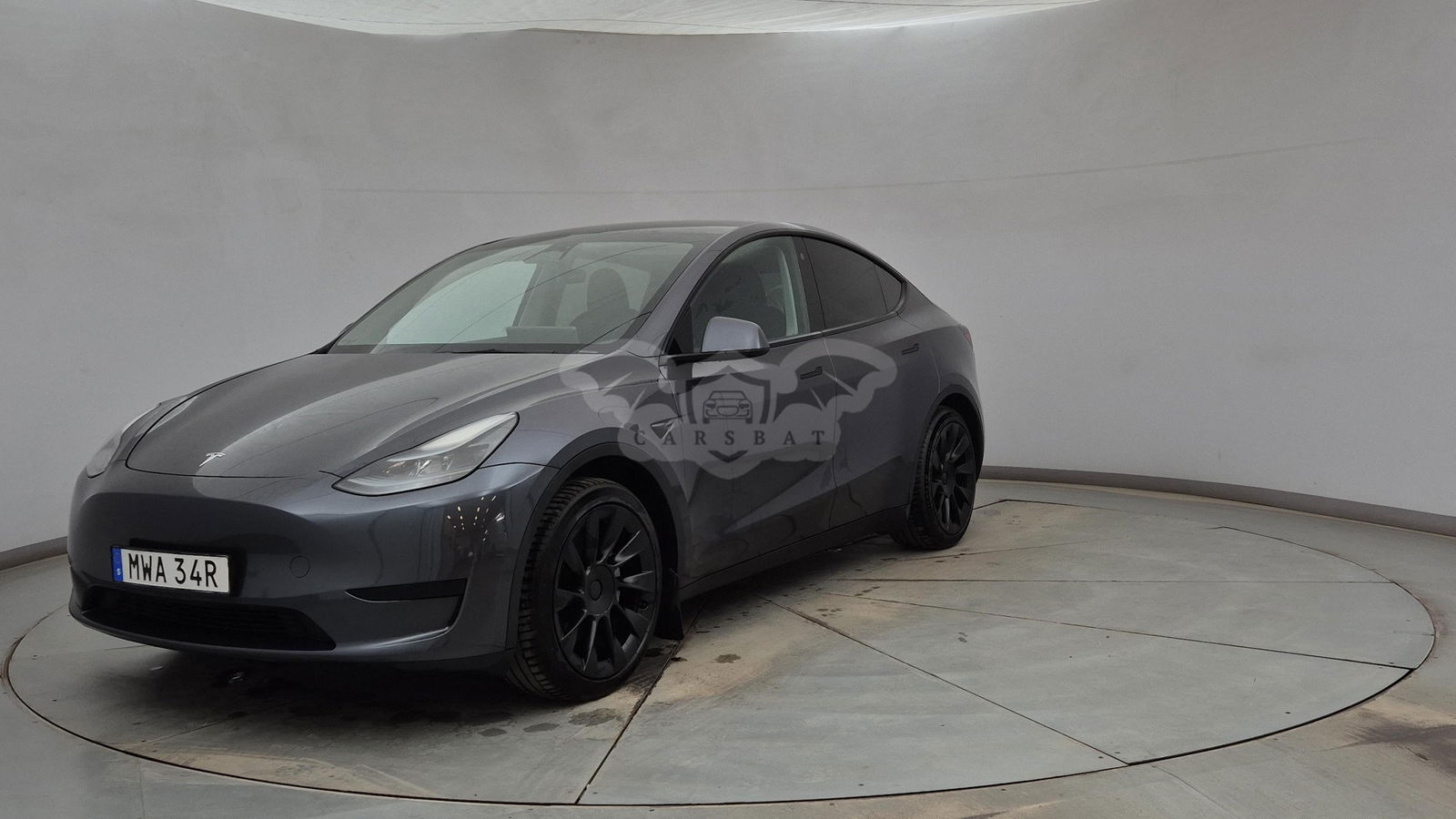 Tesla Model Y Standard Range 2023