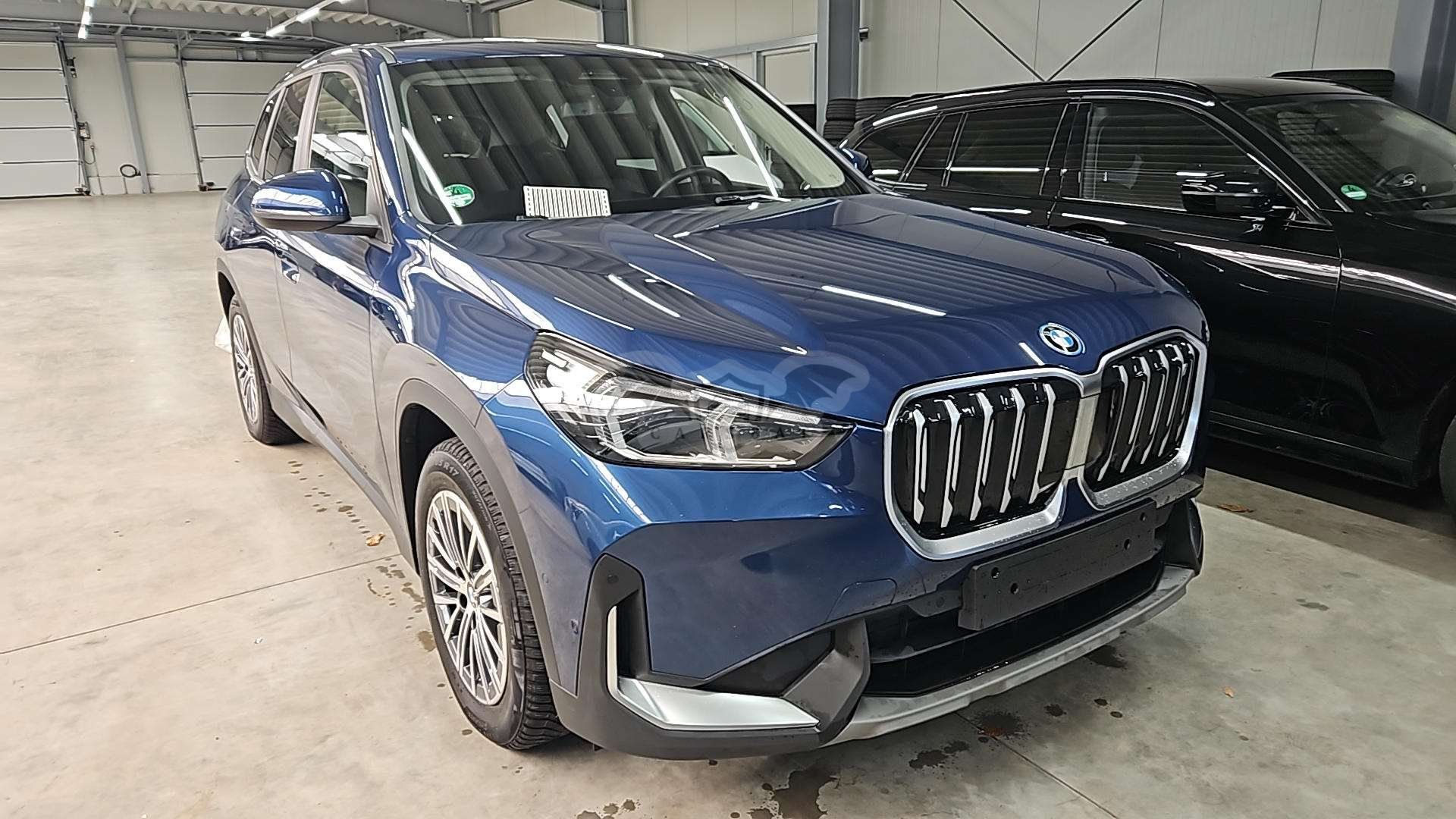 BMW iX1 65 kWh 2023
