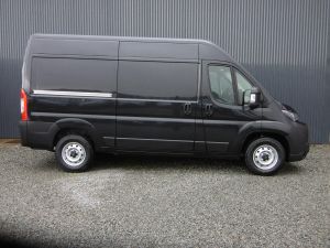 Opel Movano L2H2 2.2 2025