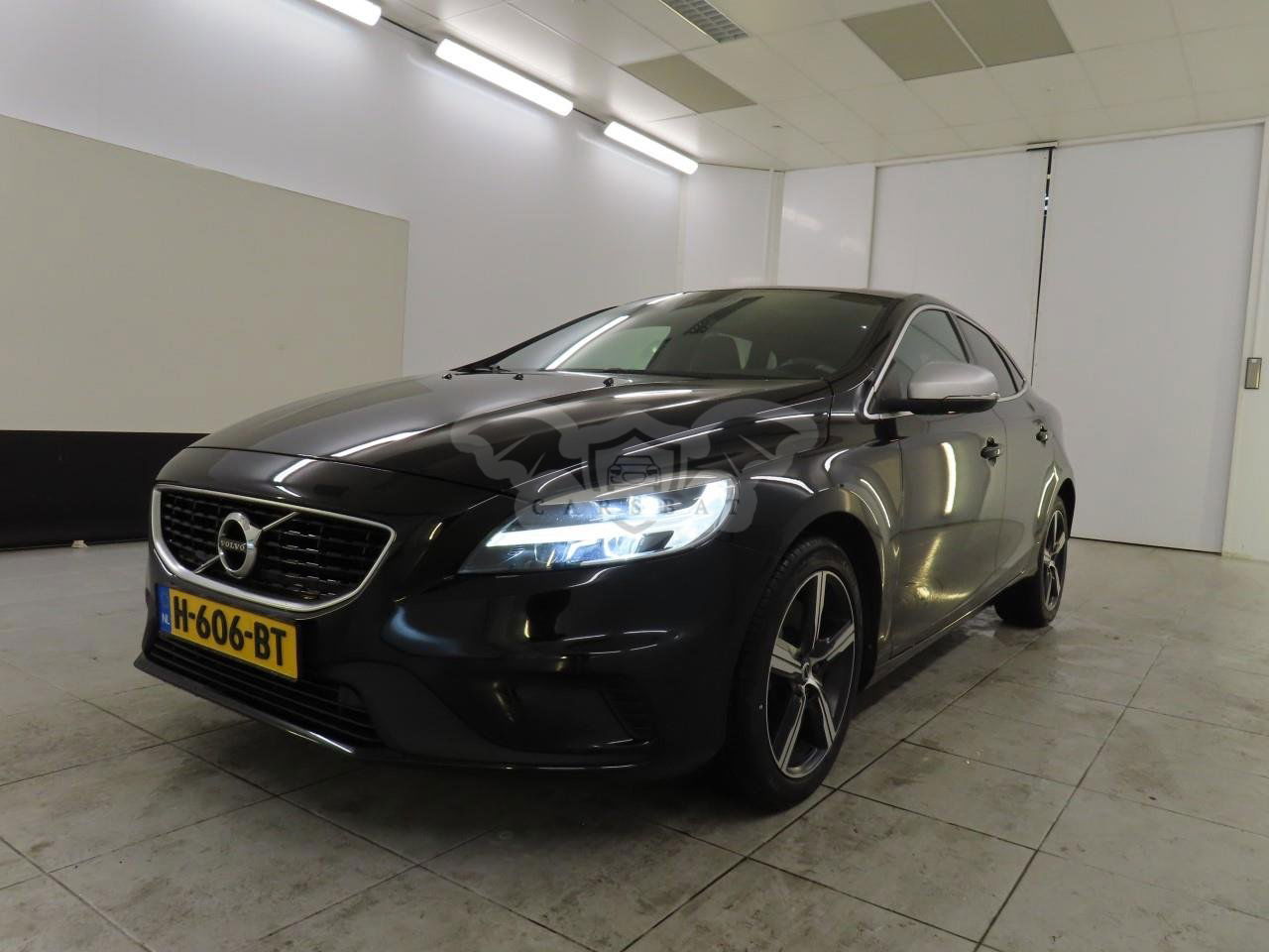 Volvo V40 T3 R-design 2019