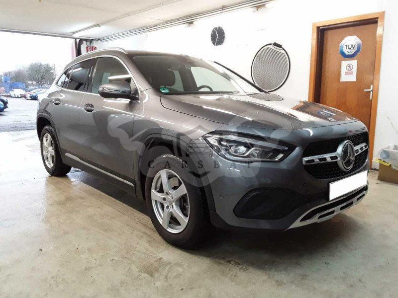 Mercedes-Benz GLA 250e progressive 2021