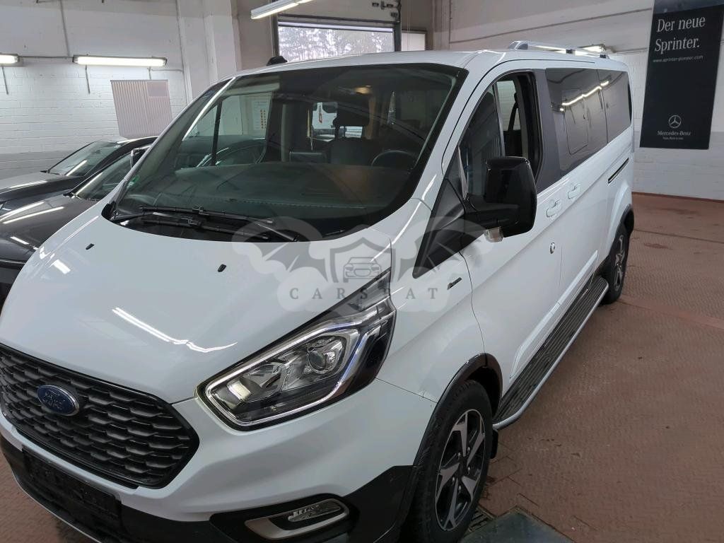 Ford Tourneo Custom L2H1 2023