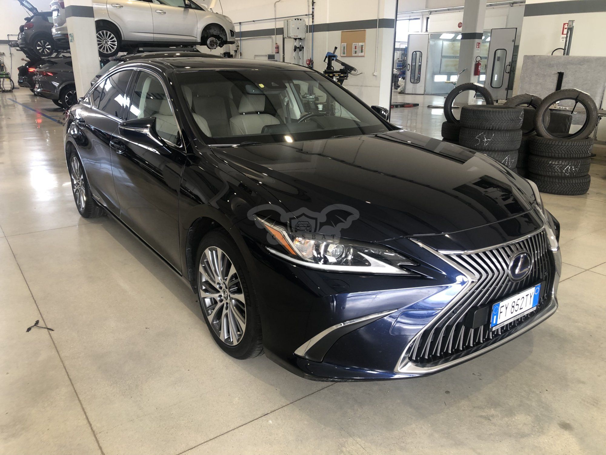 Lexus ES 300h Executive 2019