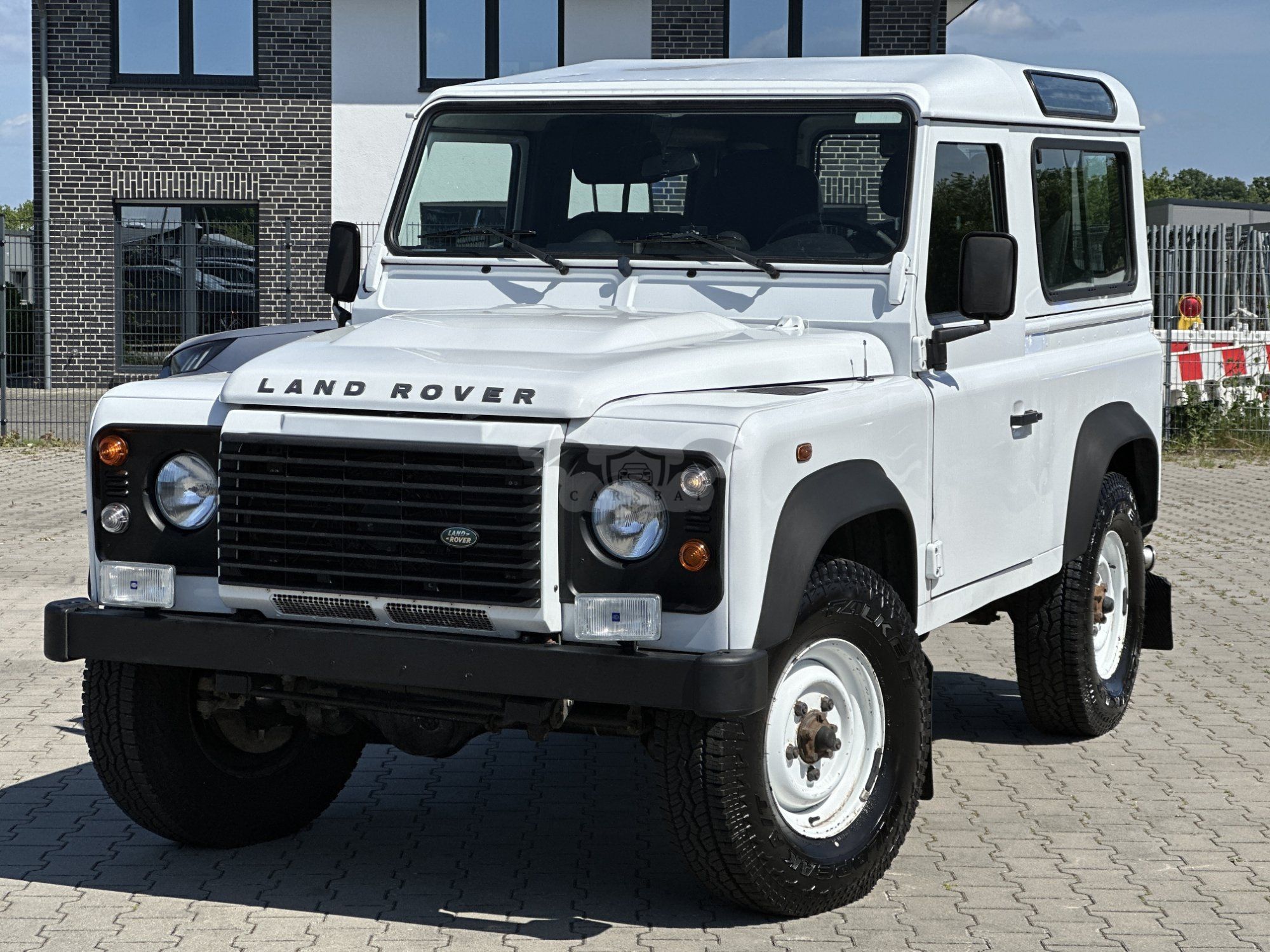 Land Rover Defender 90 2.2d SE 2014