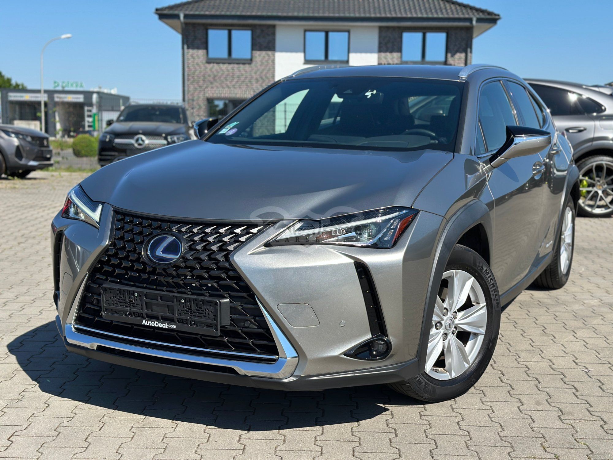 Lexus UX 250h Luxury 2019