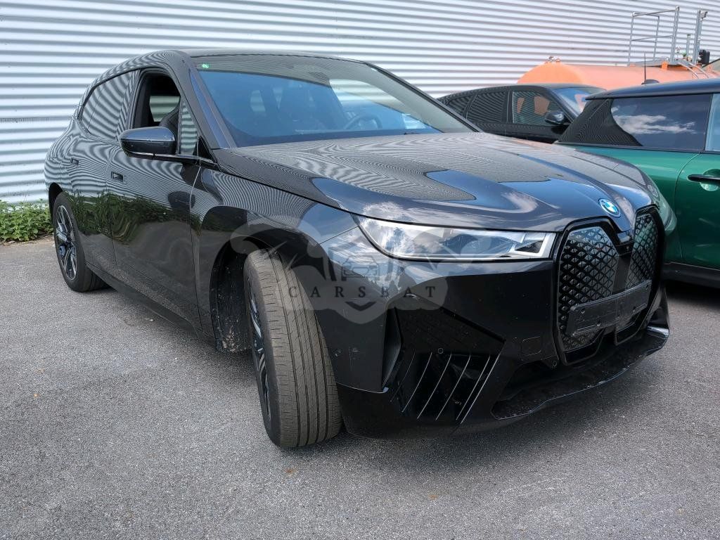BMW iX 50 2024