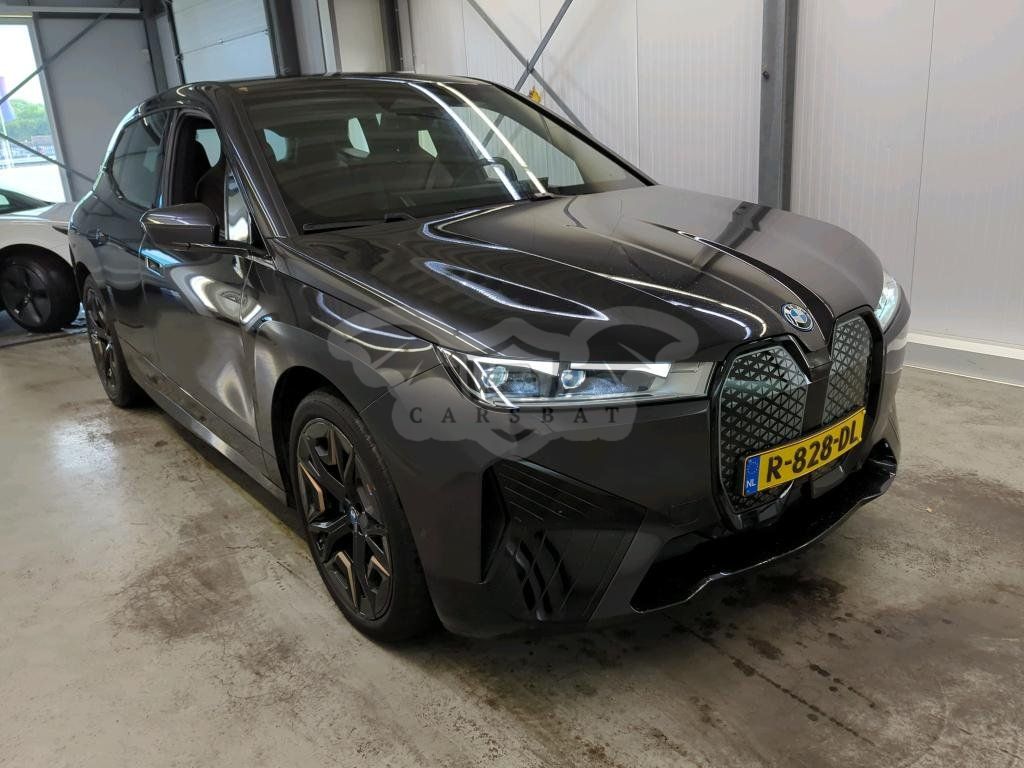 BMW iX 40 2022