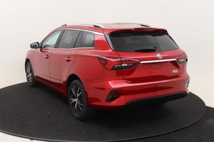 MG MG5 Luxury 2025