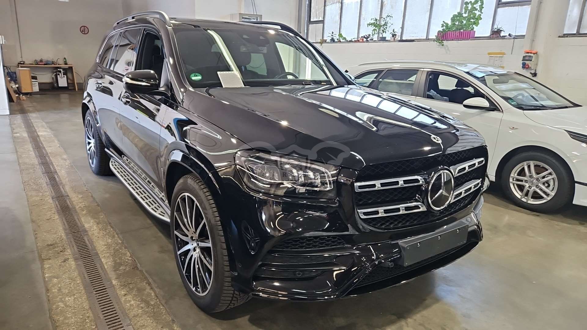Mercedes-Benz GLS 400 2023