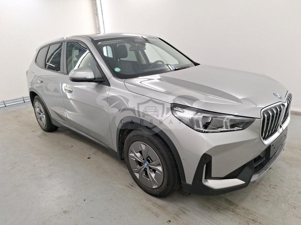 BMW iX1 2023