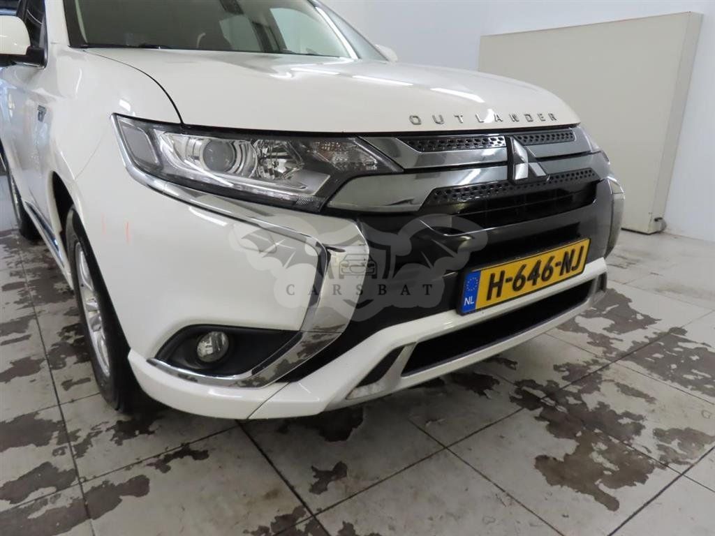 Mitsubishi Outlander 2.4 Pure 2020
