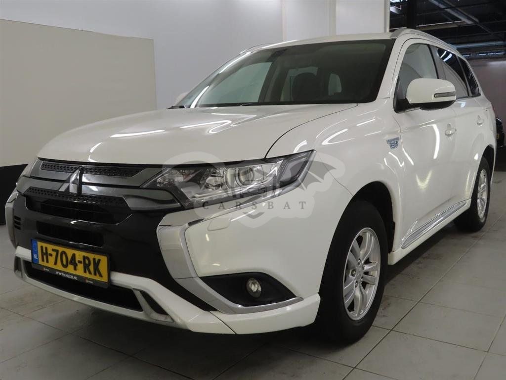Mitsubishi Outlander 2.4 Pure 2020