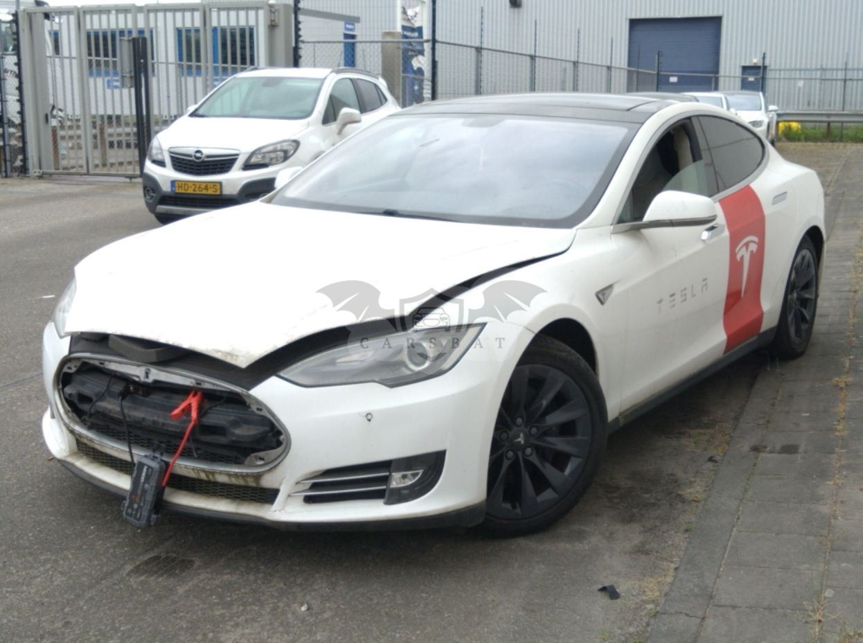 Tesla Model S 85 85 kWh 2013