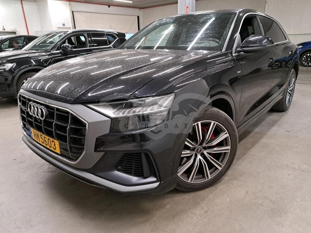 Audi Q8 55 TFSIe 2021
